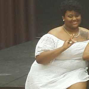 Meet your Posher, Whitney